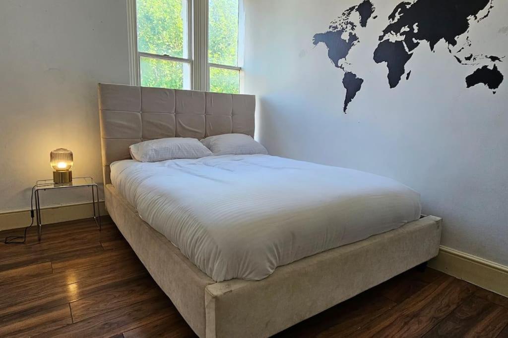 2 Bedroom Flat In St Johns Wood London Exterior photo