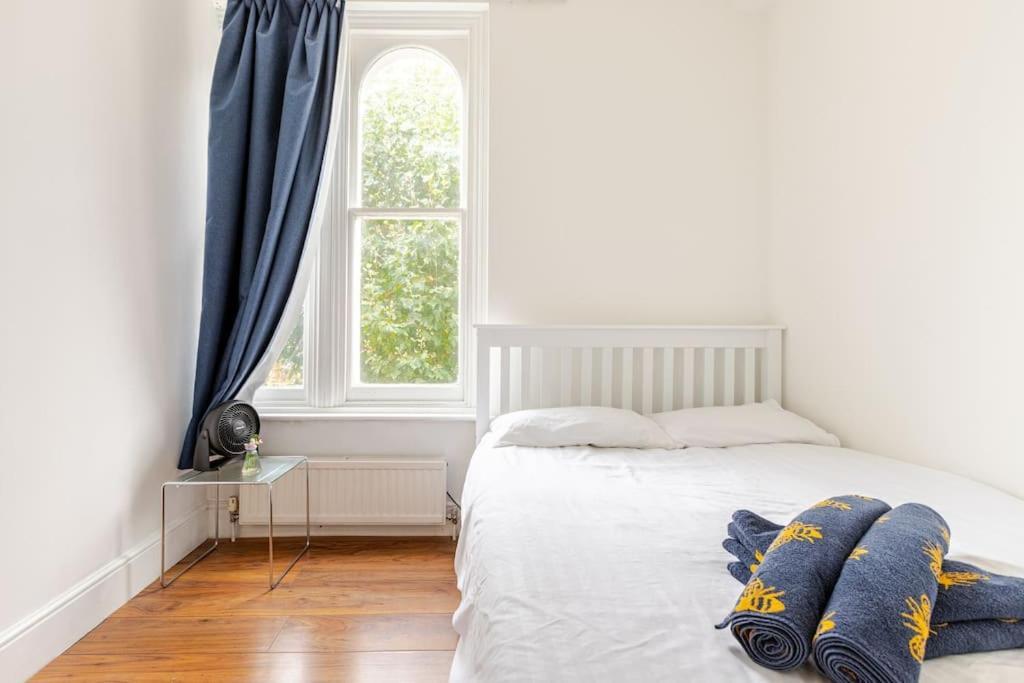 2 Bedroom Flat In St Johns Wood London Exterior photo